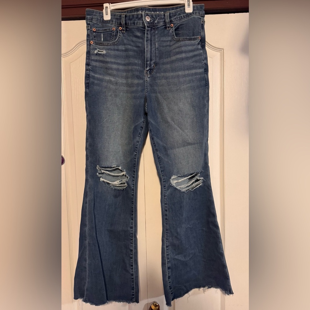 American Eagle Super High-Rise Flare Short